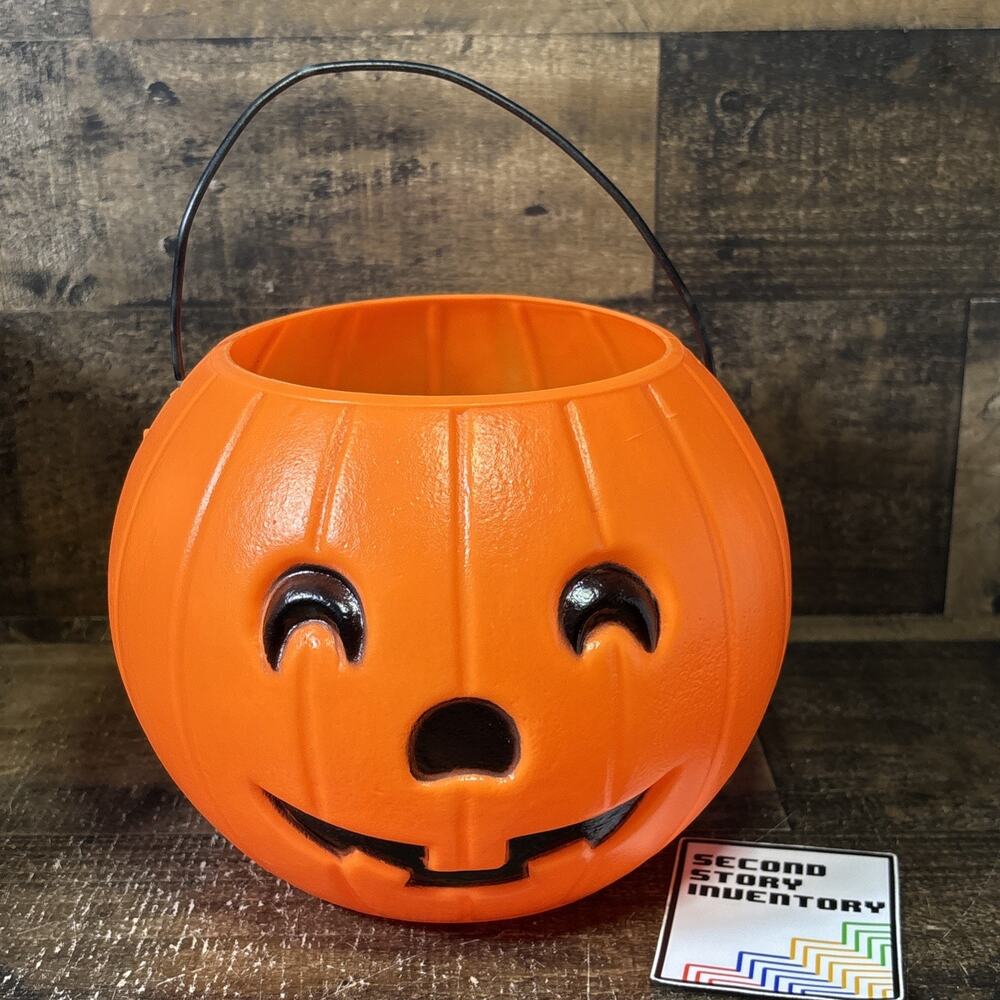1985 Blow Mold Jack-O-Lantern Trick or Treat Candy Bucket Plastic Assembly USA
